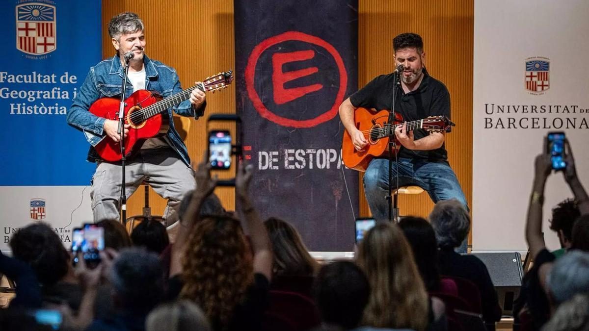 Estopa en concierto durante su gira de estadios 2027