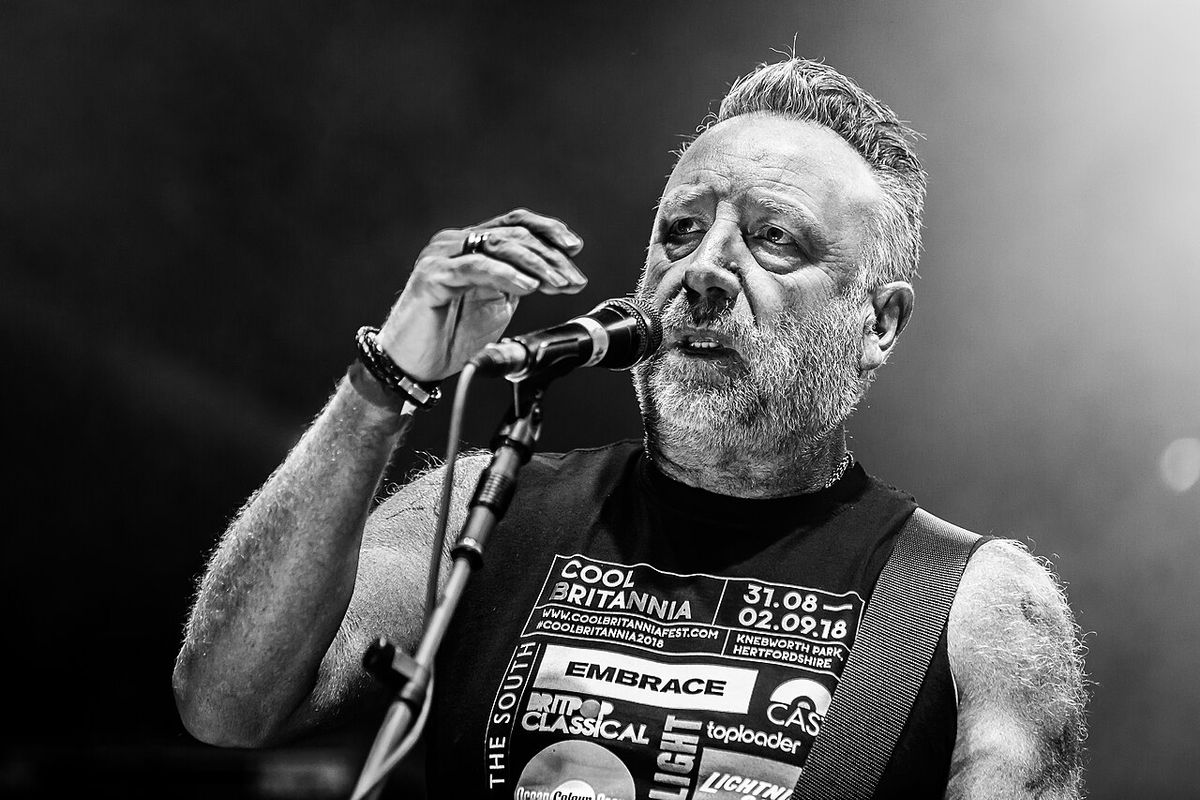 Peter Hook & The Light