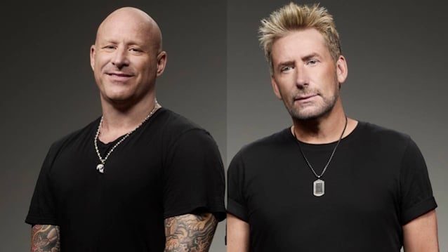 Mike Kroeger de Nickelback en entrevista hablando sobre su relación laboral con Chad Kroeger